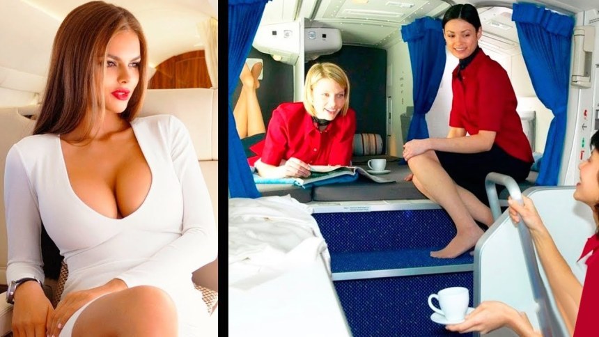 Hotesses de l'Air (стюардессы)