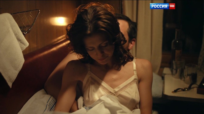Ольга Сутулова грудь