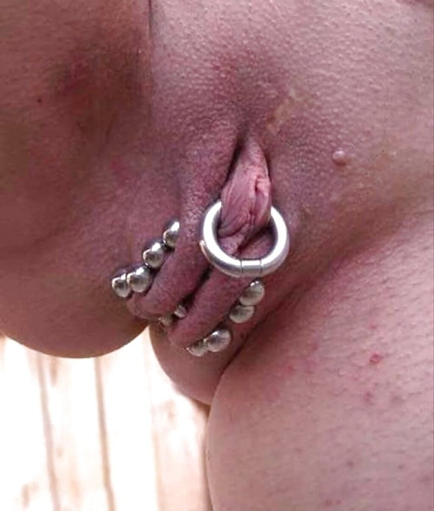 Анджелина Валентайн piercing