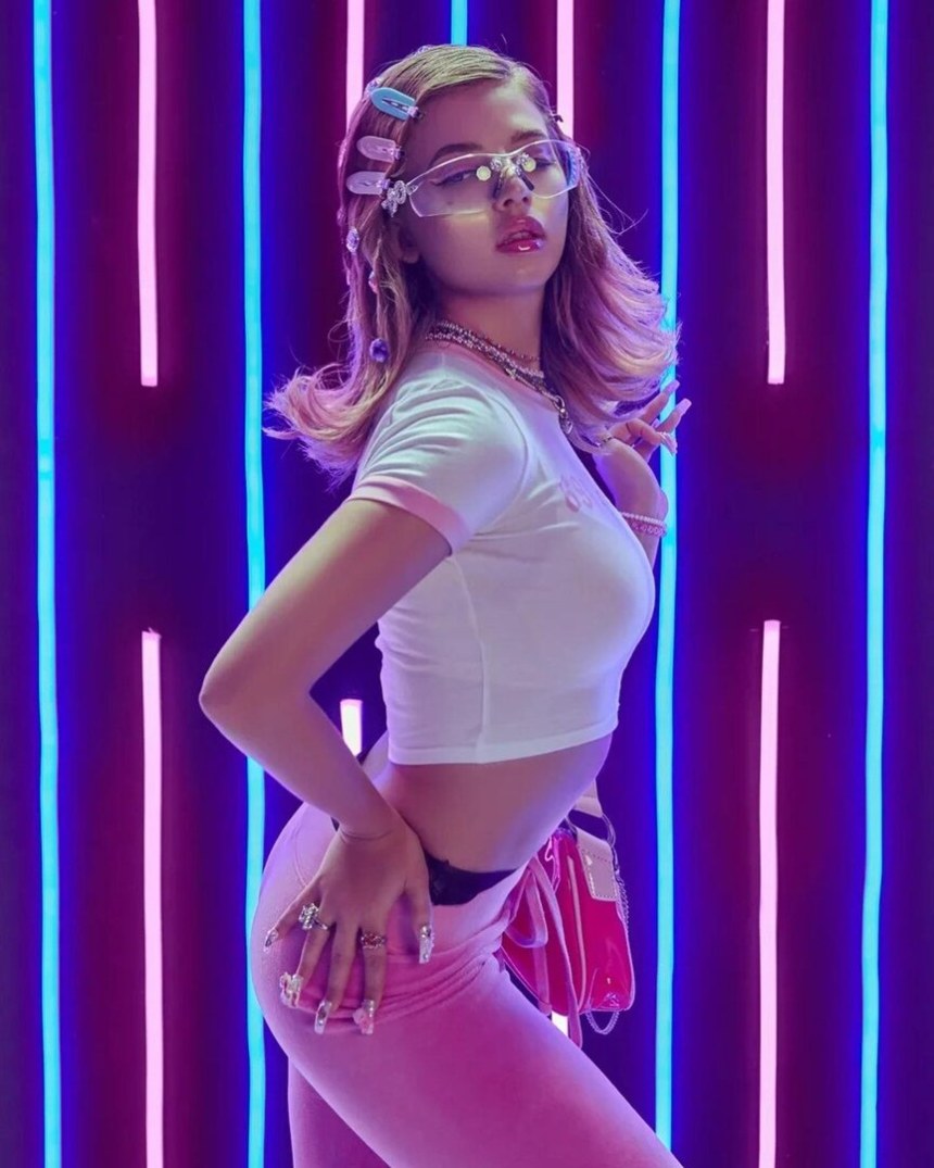 @Bitchloot