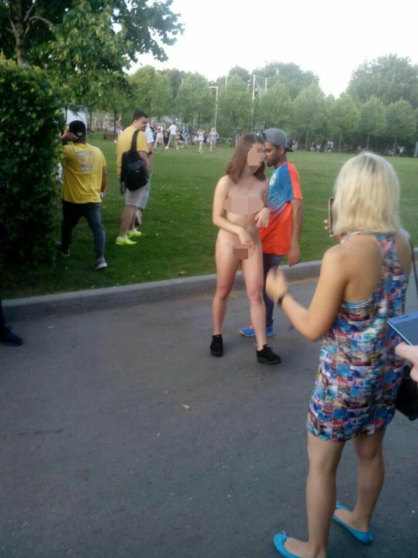 Голые в парке Горького
