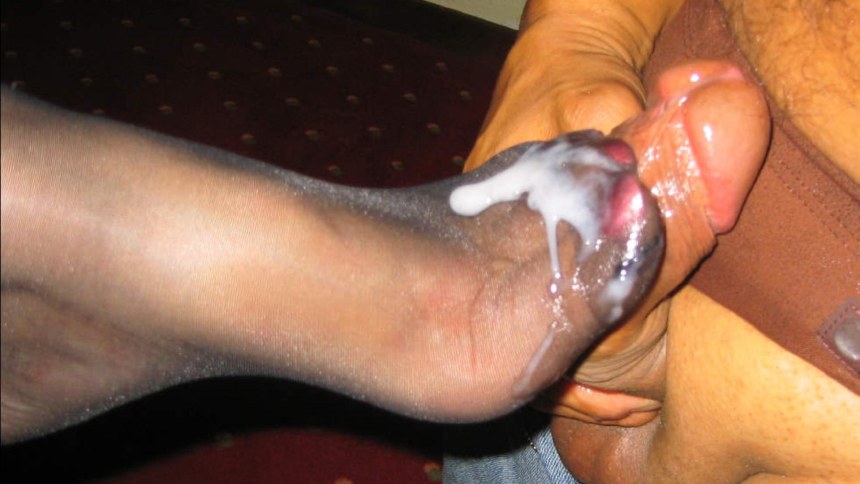 Cum on feet русское с комментариями