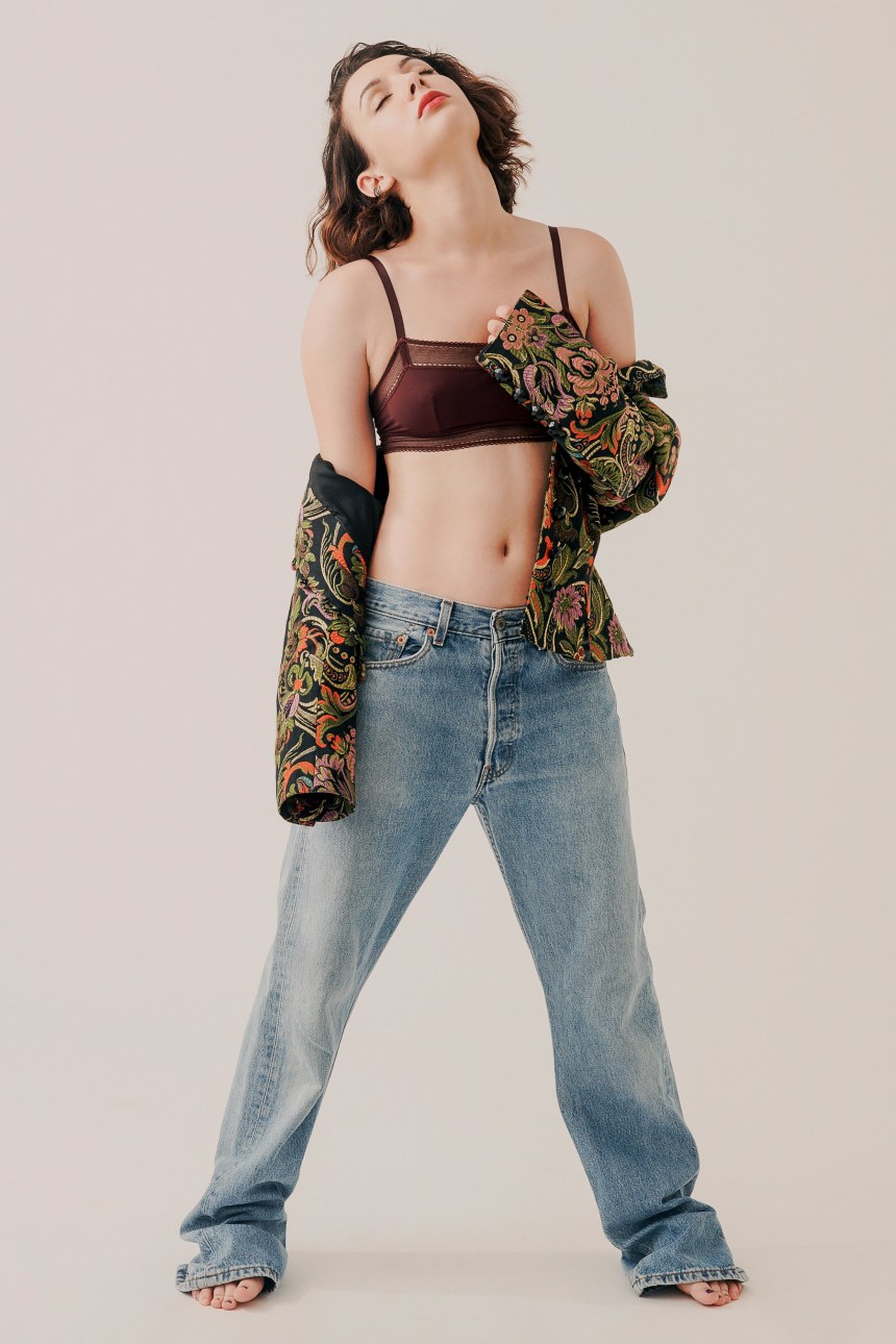 Hannah Marks 2022