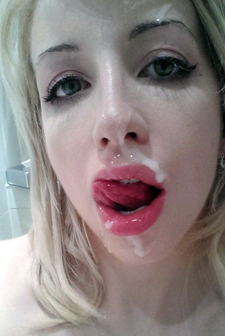 Селфи камшот на лицо девушки