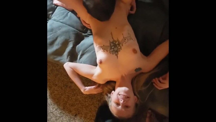 Выебли на вписке по кругу